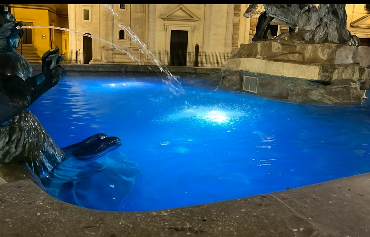 Caltanissetta. Il 2 agosto la Fontana del Tritone si colorerà di azzurro a sostegno delle persone affette dalla KIF1A