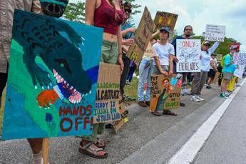 Trump inaugura ‘Alcatraz degli Alligatori’, campo detenzione per migranti irregolari