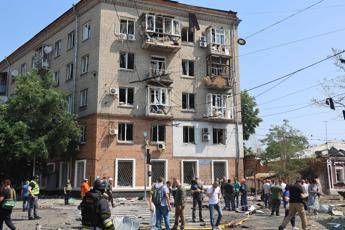 Ucraina, Usa invieranno nuove armi difensive: apertura a Kiev dopo lo stop