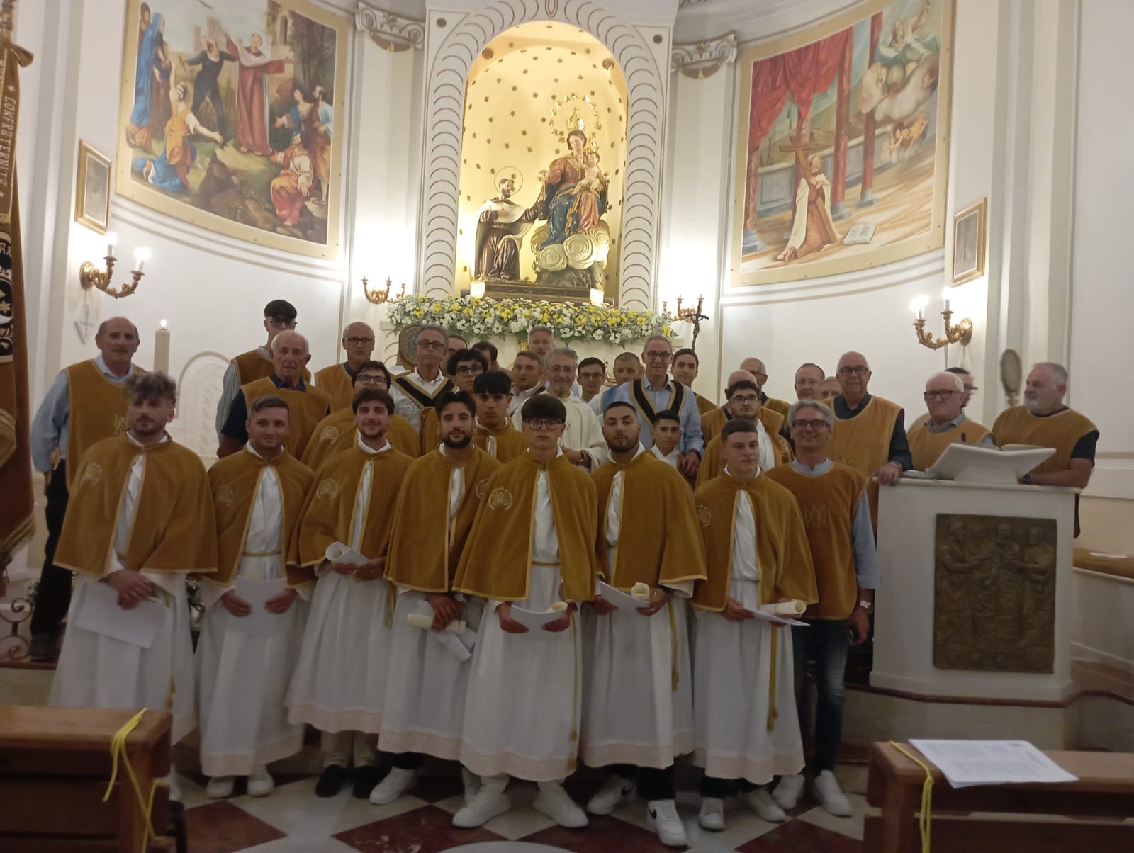 Mussomeli, giovani entrano nella confraternita carmelitana. E’ risveglio.