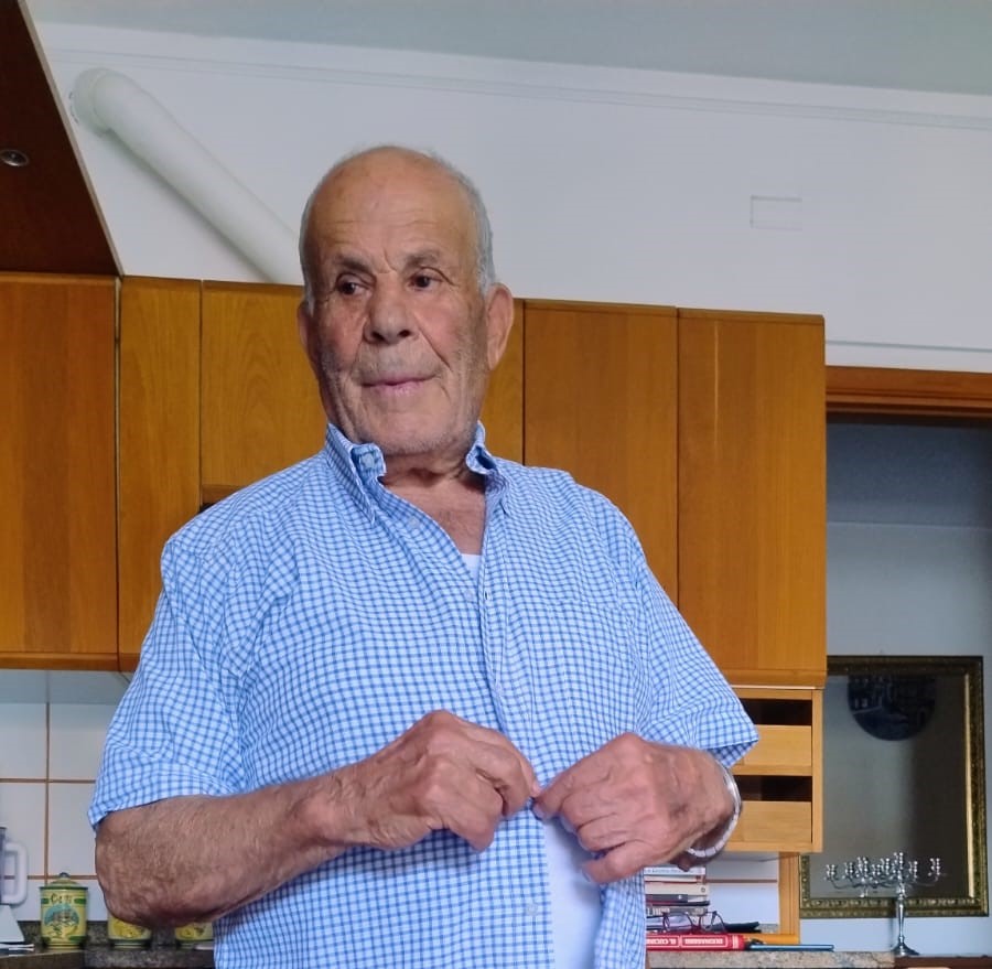 L’anziano imprenditore mussomelese Salvatore Gaudenti intervistato ad Albenga