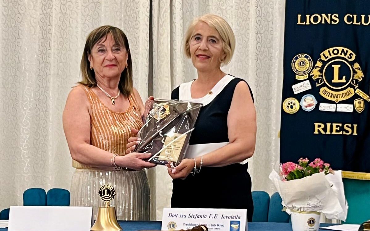 Cambio della Campana per il Lions Club Riesi, Emanuela Ferrigno è la nuova presidente