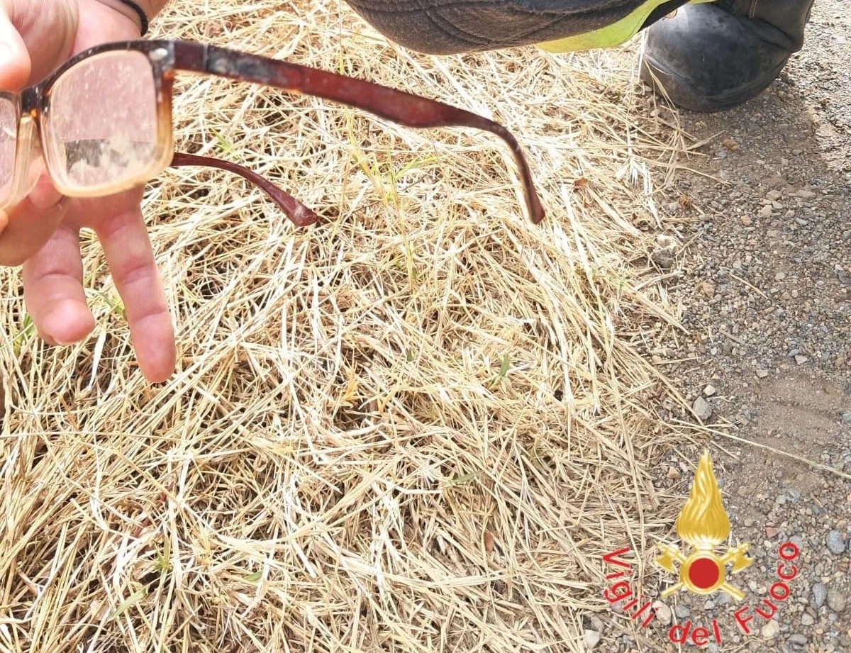 Ricerche senza sosta di un medico scomparso: ritrovati dai Vigili del Fuoco i suoi occhiali da vista