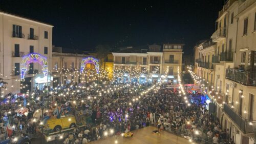 Riesi, grande partecipazione per il Carnevale Estivo e l’Estagiosa 2025
