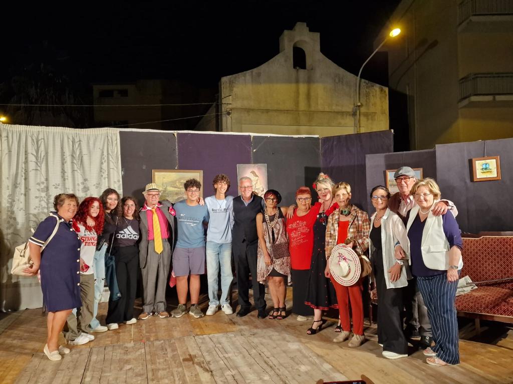 San Cataldo. Importanti riconoscimenti per la compagnia teatrale “La Società” alla Rassegna teatrale di Valledolmo