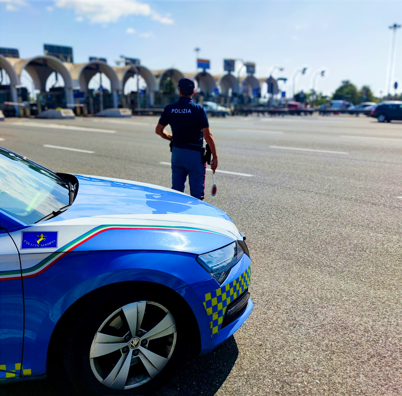 Giovane viene fermato dalla Polizia alla quale fornisce false generalità: denunciato