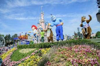 A Disneyland Parigi in camper. “Così regaliamo ai bimbi con disabilità il viaggio dei sogni”