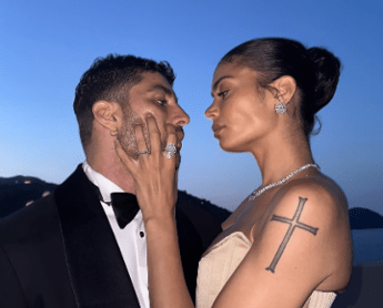 Andrea Iannone compie 36 anni, la dolce dedica di Elodie: “Auguri amore”