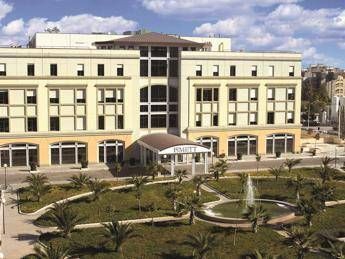 Dall’emergenza al sogno, matrimonio in Terapia intensiva a Palermo