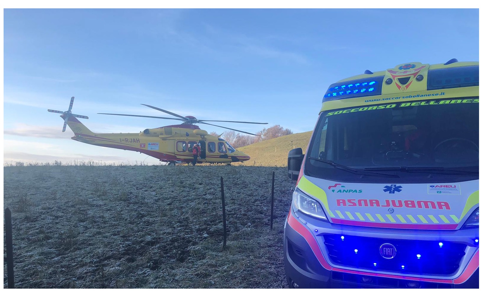 Colpito da un fulmine sulla spiaggia, il cuore è tornato a battere dopo mezzora di massaggio cardiaco