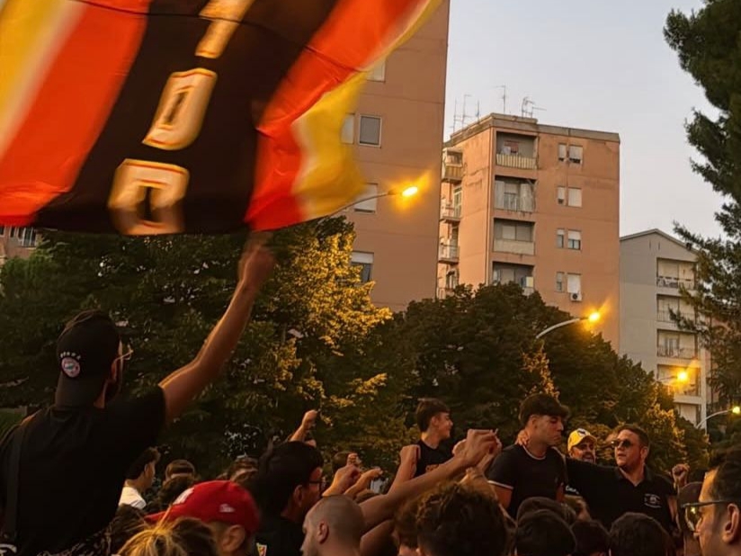 Nissa, cori e passione alla vigilia del derby di Coppa Italia con la Sancataldese