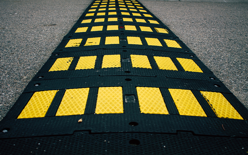 Serradifalco. Il Pd ha chiesto all’amministrazione comunale la collocazione di dossi e dissuasori di velocità per la sicurezza stradale