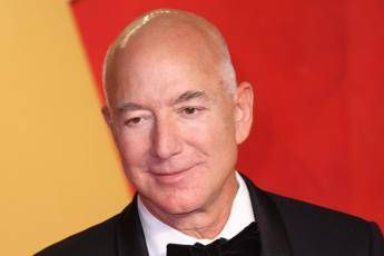 Jeff Bezos, morta la madre Jackie: l’addio del fondatore di Amazon