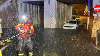 Maltempo flagella il Centro-Nord, temporali e allagamenti dal Veneto al Lazio