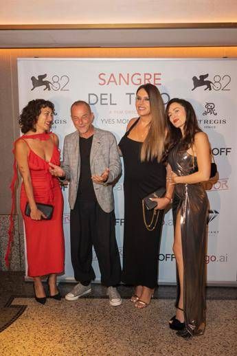 Omaggio a Guillermo del Toro sul Canal Grande