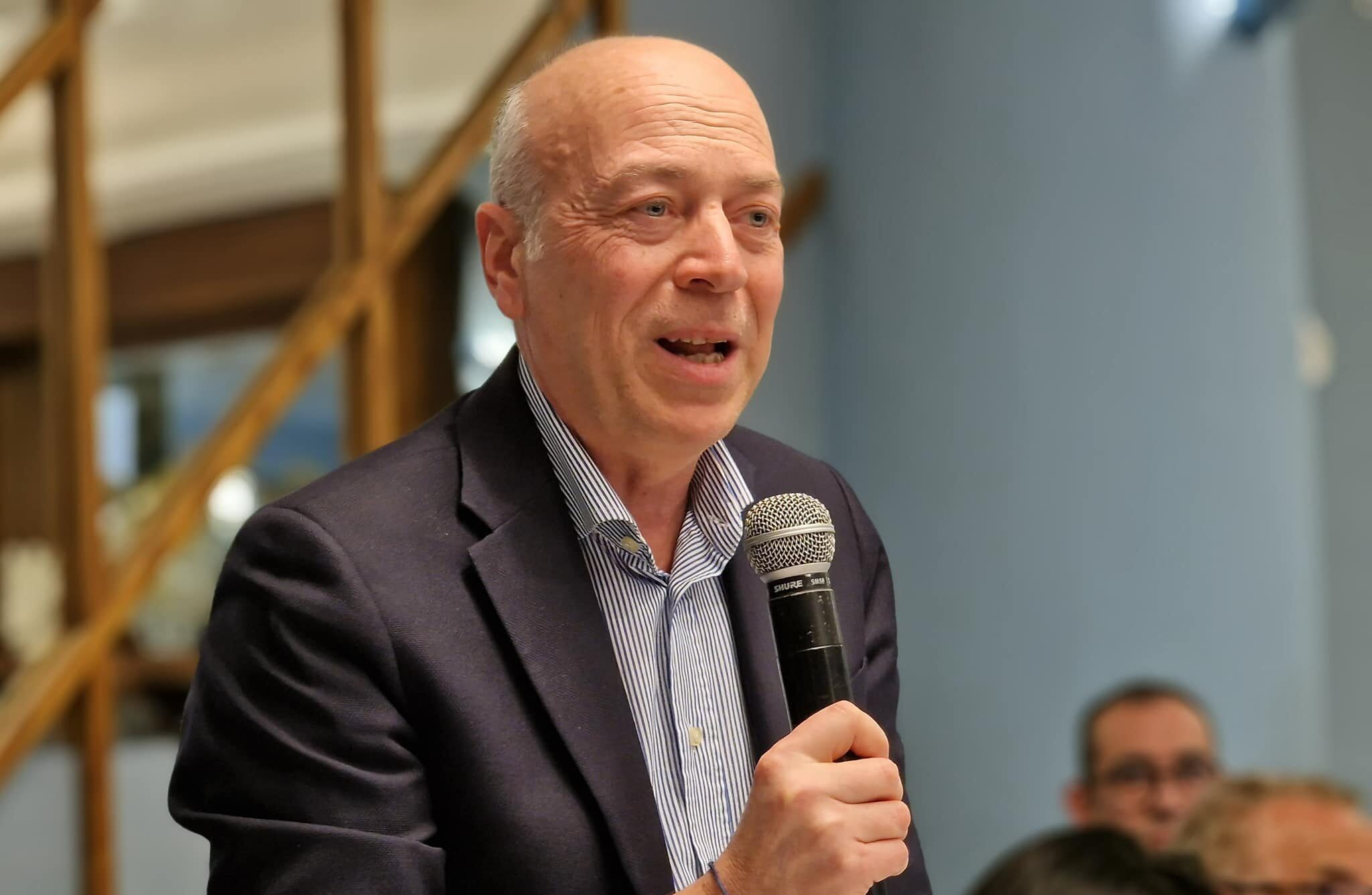 Ambiente, Lorefice(M5S) “Governo, enti locali ed Eni salvaguardino il mare di Gela”