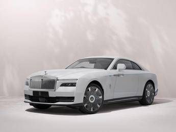 Rolls-Royce Spectre Inspired by Primavera: l’eleganza della rinascita