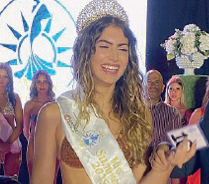 Sara Rossello è Miss Summer 2025: trionfo a Sommatino per la giovane nissena