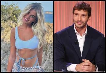 Sul web video privati Tronelli-De Martino, il conduttore ‘avvisato’ da un follower