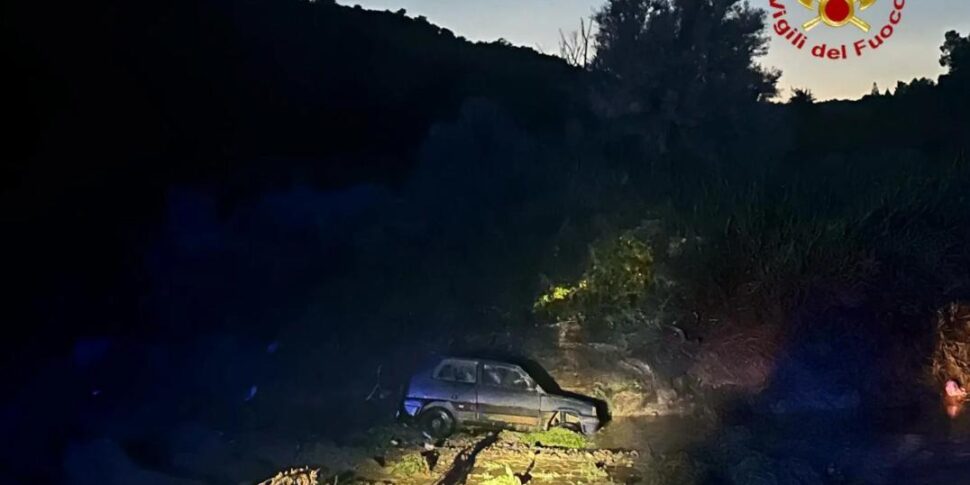 Maltempo. Un disperso ad Enna, un’altra persona salva salendo sul tetto della sua automobile