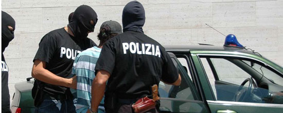 Catania, maxi operazione antidroga: 11 arresti e sequestrate oltre 1.200 dosi. Trovata anche marijuana “killer”