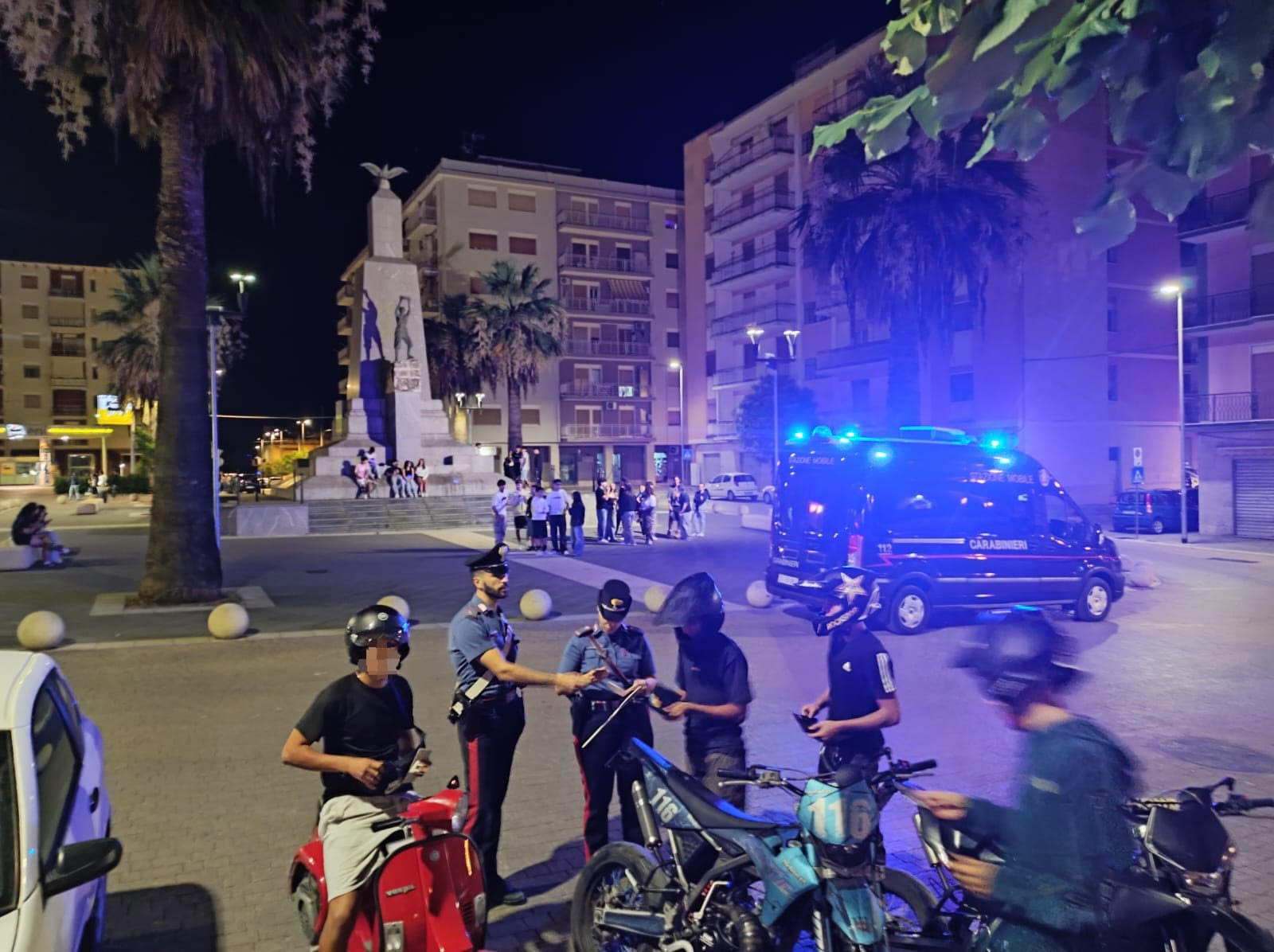 Carabinieri Caltanissetta, la nuova Stazione Mobile in servizio a San Cataldo: fermi e sanzioni