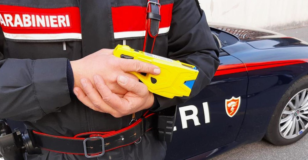 Ancora un decesso dopo essere stato colpito con taser: indagati altri due carabinieri