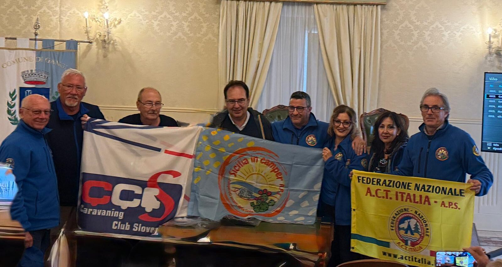 Gangi, turismo del movimento: gemellaggio tra il Camper Club Slovenia e il Sicilia in Camper ETS