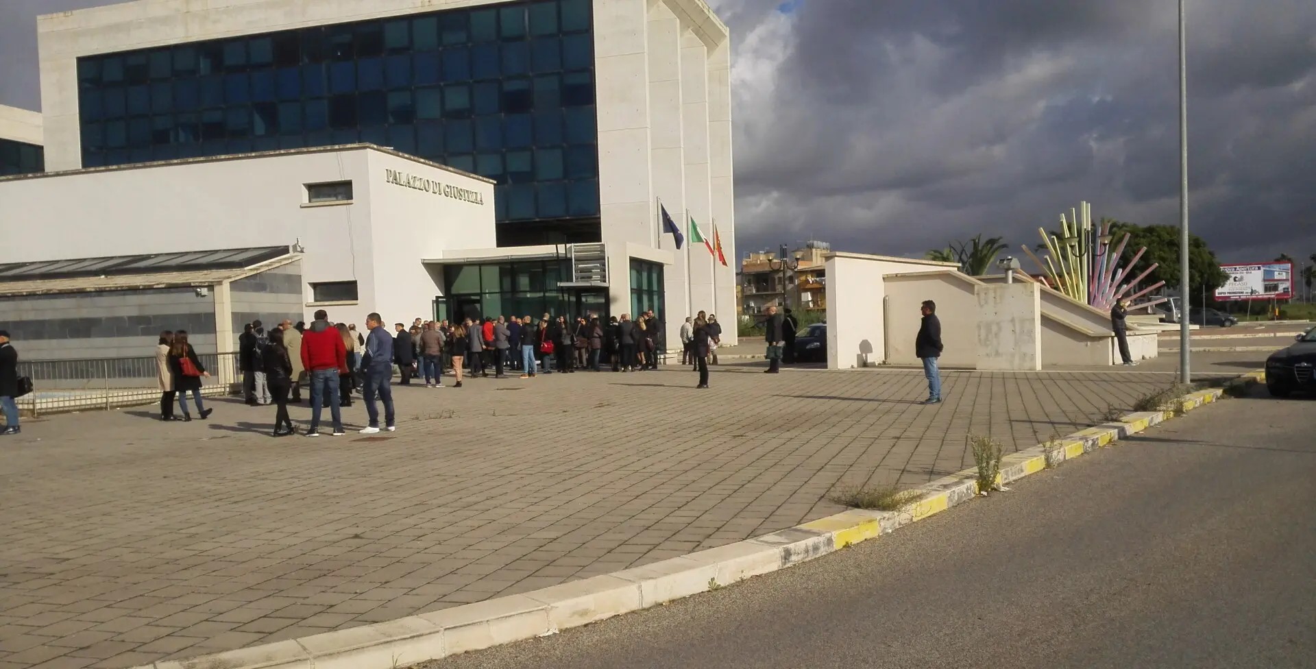 Chiesto giudizio per due ex sindaci di Gela e 5 funzionari Non avrebbero predisposto censimento immobili Iacp