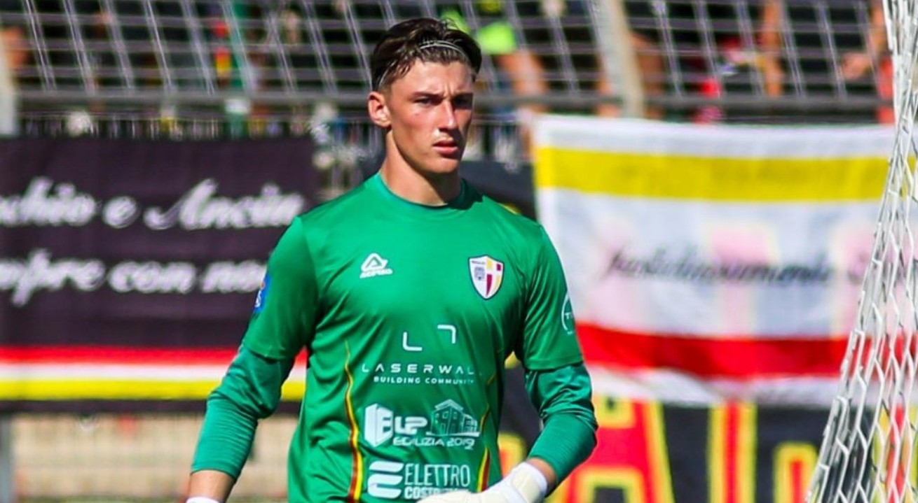 Serie D. La Nissa sconfitta al “Granillo” 1-0 dalla Reggina, ma pesano almeno tre errori sottoporta dei biancoscudati