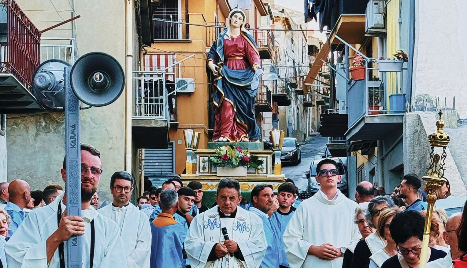 San Cataldo. Per la prima volta l’Addolorata di via Pignato portata in processione fino alla Chiesa Madre