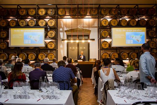 Vino. In Sicilia due appuntamenti di rilievo con Concours Mondial de Bruxelles e Etna Days: dal 16 al 20 settembre