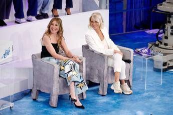 Amici, al via oggi la nuova edizione: ospiti, anticipazioni e new entry