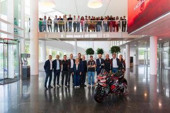 Aprilia Racing in visita a Brembo: eccellenza italiana a confronto alle porte di Misano