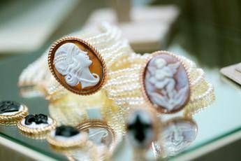 Assogemmologia a VicenzaOro, 40 anni di storia: “Riconoscimento Mimit rafforza nostro ruolo”