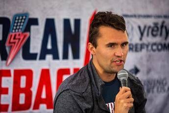 “Cecchino che ha ucciso Kirk è un esperto”, l’analisi tecnica punto per punto del generale