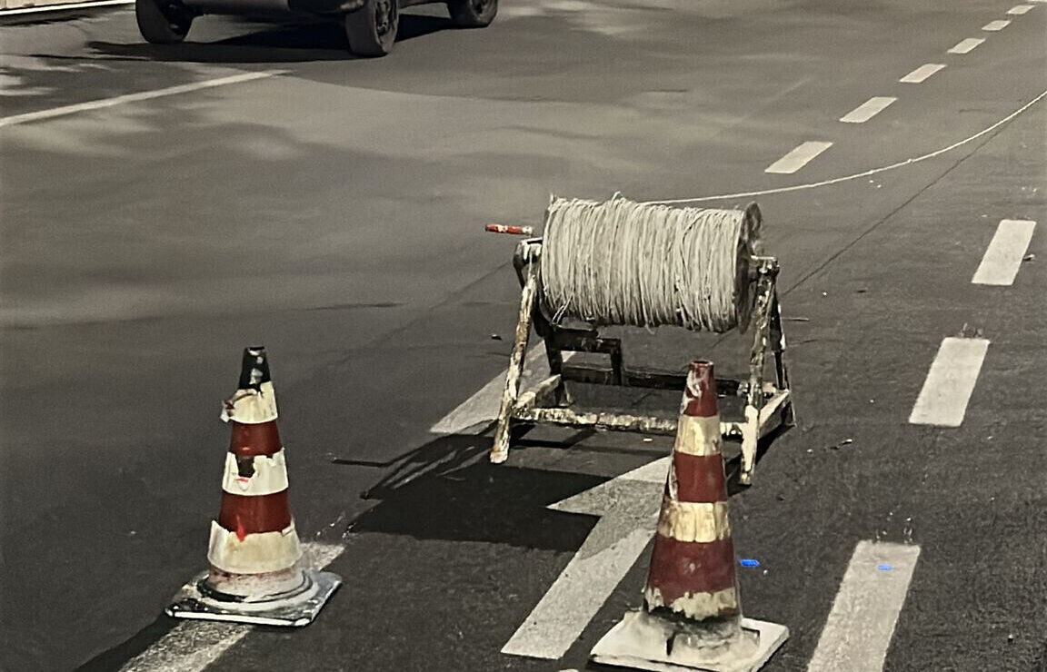 Caltanissetta. Corsie ciclabili e stalli di sosta: chiarimenti sulla posa della nuova segnaletica stradale