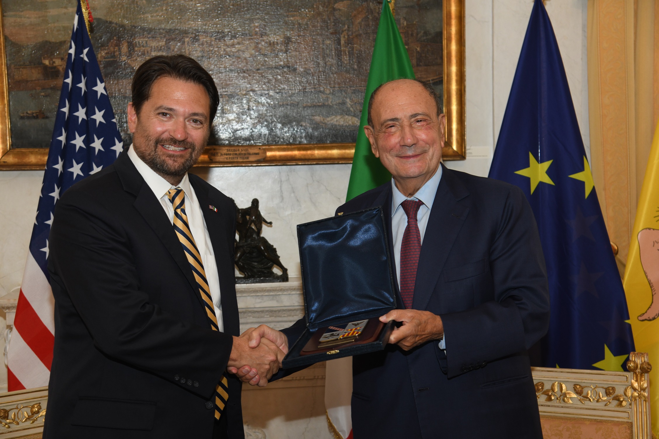 Palazzo d’Orléans, il presidente Renato Schifani ha incontrato il nuovo console degli Stati Uniti Terrence Flynn