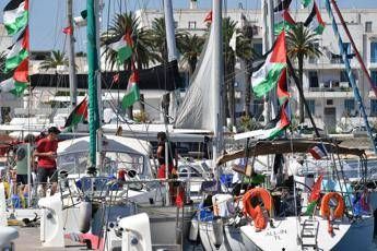 Gaza, Tajani: “Attivisti Flotilla vanno a loro rischio e pericolo”. Le reazioni