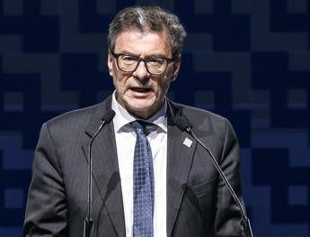 Giorgetti: “Quest’anno non serve nessuna manovra correttiva”