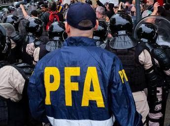 Il nuovo re dei narcos ha 20 anni, caccia a Pequeño J