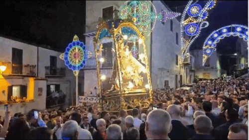 Festa patronale: Il popolo di Mussomeli ha cantato le lodi alla Patrona a conclusione festeggiamenti fra preghiere e commozione