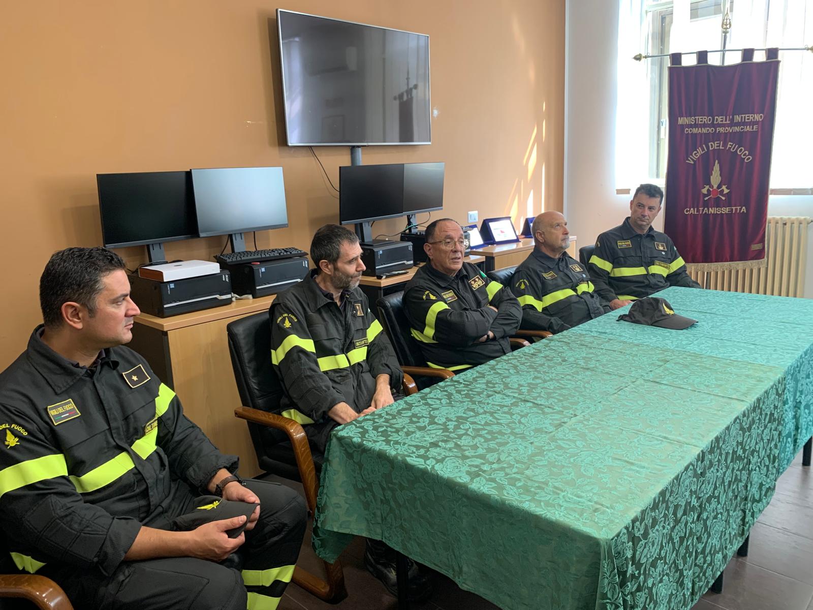 Il direttore regionale dei Vigili del Fuoco in visita al Comando di Caltanissetta