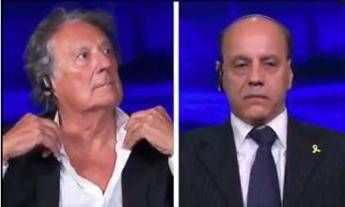 Lite con Iacchetti, parla Mizrahi: “Pace? Ha minacciato di menarmi, non penso voglia stringermi la mano”