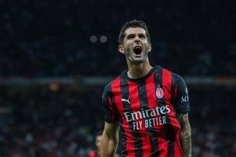 Milan-Napoli 2-1, Allegri in vetta con azzurri e Roma