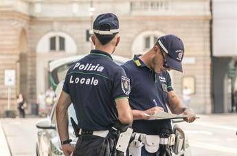 Milano, ragazzo di 25 anni travolto e ucciso da un’auto mentre attraversava a piedi