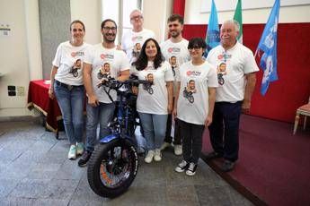 ‘Oltre i limiti’, 800 km in triciclo da Torino a Roma in favore dei diritti delle persone con disabilità