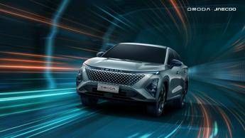 Omoda 5 Anniversary: il SUV che celebra stile, tecnologia e ambizione