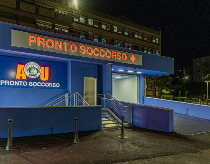 Aggredita infermiera: bodycam in azione al Policlinico di Messina, aggressore bloccato dalla Polizia