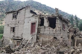 Terremoto in Afghanistan, salgono a 1.124 i morti e oltre 3200 feriti